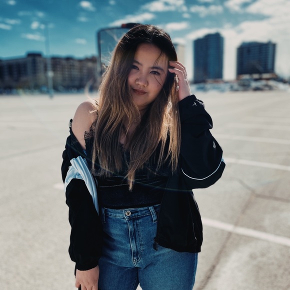 Meet your Posher, Keena paula - Picture 1 of 1